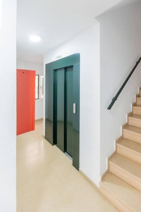 Downtown Flat With 46 Sqm Private Rooftop Terrace Malaga Bagian luar foto