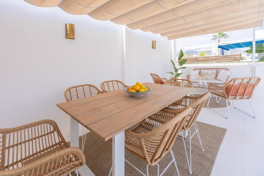 Downtown Flat With 46 Sqm Private Rooftop Terrace Malaga Bagian luar foto
